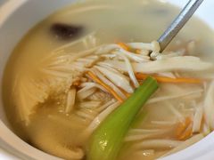 -赶海部落海鲜城(海阳路店)