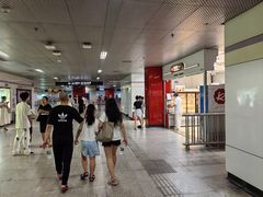 -凯司令(豫园地铁站店)
