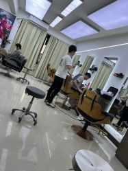 -美咖男士理发店