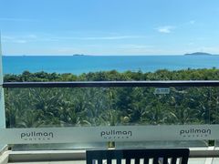 -三亚湾海居铂尔曼度假酒店