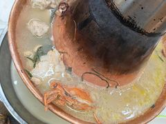 -一口猪海鲜浑锅·东北家常菜