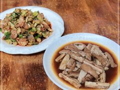 -茅屋大酒店