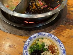 -重庆风光老灶火锅城(同德广场店)