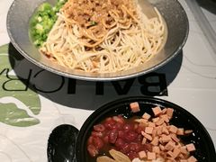 -巴厘龙虾·榜首油焖大虾(洞庭·艺术洋房店)