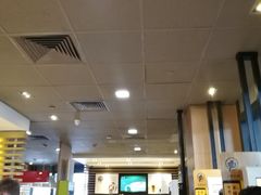 -麦当劳(海岸城店)