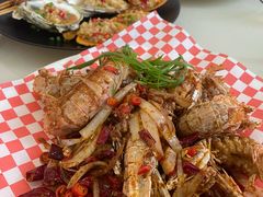 -覃记海鲜美食餐厅