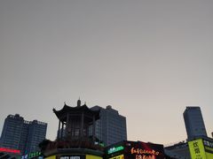 -黄兴南路步行商业街