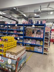 -逝水玩具折扣店