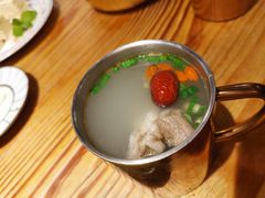 塔哈尔羊骨汤-塔哈尔·新疆盛宴(城西银泰店)