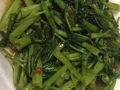 -纽顿熟食中心