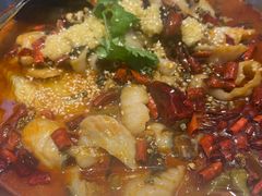 -鸡遇虾煲干锅火锅(小寨金莎店)