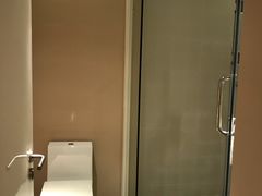 -上海中航虹桥机场泊悦酒店