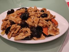 滑溜肉片-添福来墨鱼饺子 · 海鲜东北菜(泡崖店)