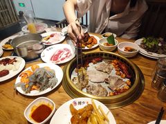 -韩京炭火烤肉自助料理(柯桥万达店)