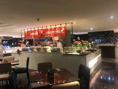 -上海滴水湖皇冠假日酒店