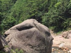 -鄣山大峡谷