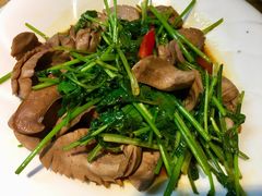 香菜拌猪腰-聪辉同安老美食饭店(大元路店)