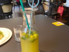 -铜锣湾·有麝自然香(渝北财富中心店)