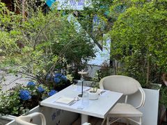 -春树下·树屋花房西餐厅(罍街AS1980店)