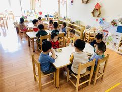 -乐融婴幼儿成长中心(四季青校区)