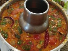 -Chom Cafe and Restaurant