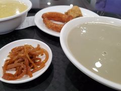 -聚德华天护国寺小吃(甜水园店)