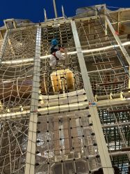 -PIPIKINGDOM皮皮王国欢乐号(欢乐海岸购物中心店)