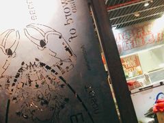 -龙巢盱眙龙虾·牛蛙·烧烤宵夜(八卦岭店)