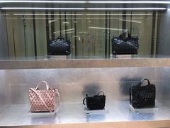 -三宅一生 (阪急梅田本店)