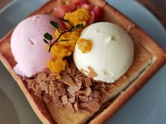 -蜜桃餐厅·伴山(湖滨商业街店)