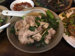 -周记翘脚牛肉