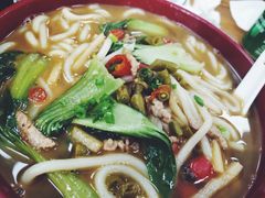 -牛八宝桂林米粉(八里庄店)