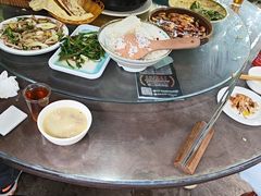 -土砂锅生态山庄·非遗砂锅雅鱼