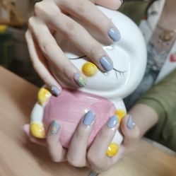 -涂tu指甲日式美甲美睫店