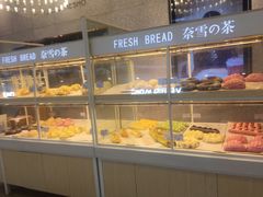 面包甜点陈列柜-奈雪的茶(石厦时代广场店)