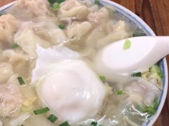 -胖子馄饨坊