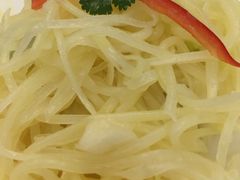 -小媳妇铁锅炖鱼(世博园店)