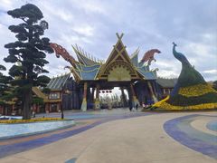 -七彩云南欢乐世界