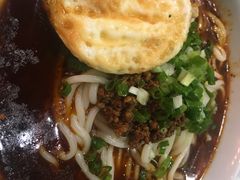 -聚合鑫东北熏酱熟食麻辣面(长阳店)