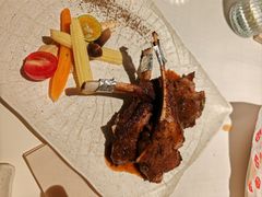 -春树下·树屋花房西餐厅(罍街AS1980店)