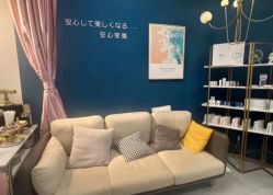 -More摩尔医美の注射线雕光电中心