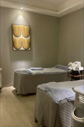 -PE SALON