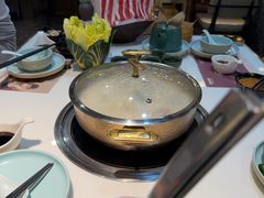 -洪氏嗨捞·猪肚鸡火锅(阳光天地店)