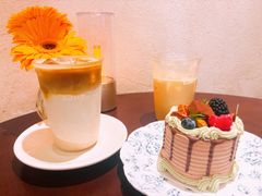 -玲婧胡同·生日蛋糕·餐厅(嘉里城店)