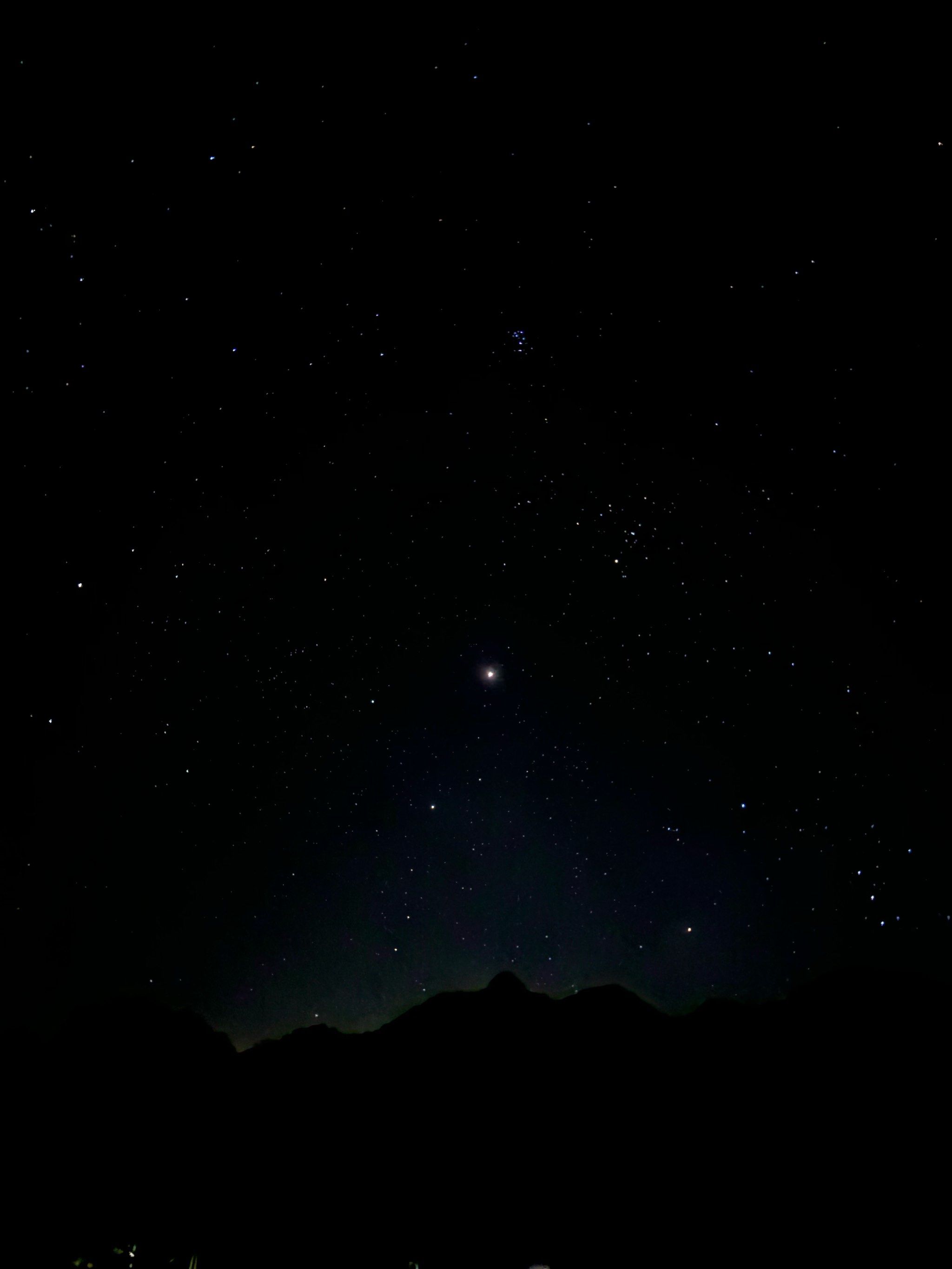 手机拍到的绝美星空🌃