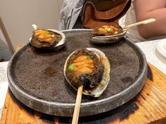 石锅大鲍鱼-品海楼·大连海胆锅贴馆(东港店)