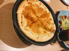 榴莲披萨-街角等你.大连海鲜烧烤(西安路店)