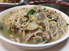 鸡汤手工鱼面-龙桥私厨·姜花菊花过桥鱼·顺德菜(容桂店)