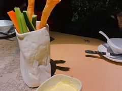 -穹六人间 people 6(岳阳路店)