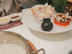 -洪氏嗨捞·猪肚鸡火锅(阳光天地店)